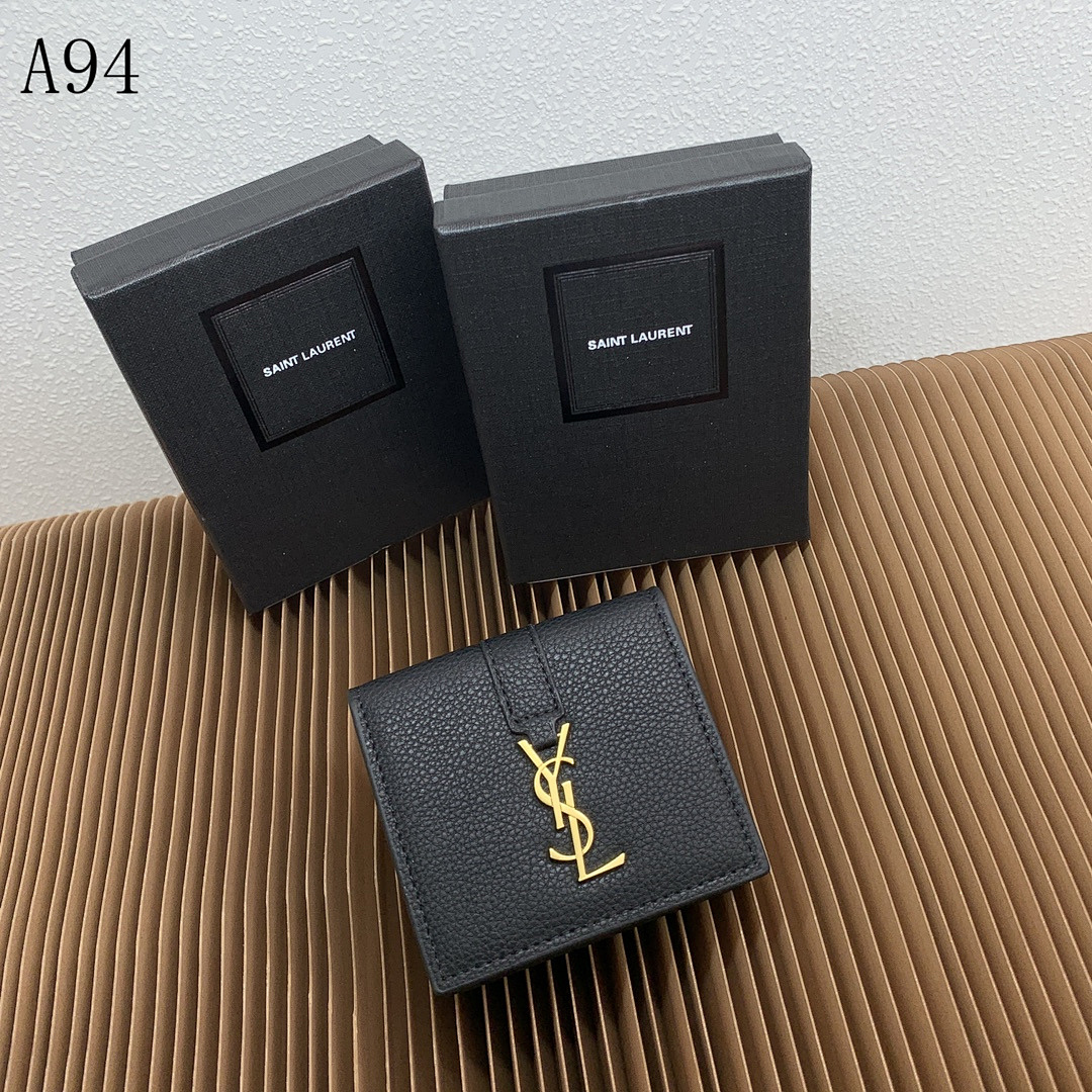 SntLaurent Monogram Leather Card Holder #261