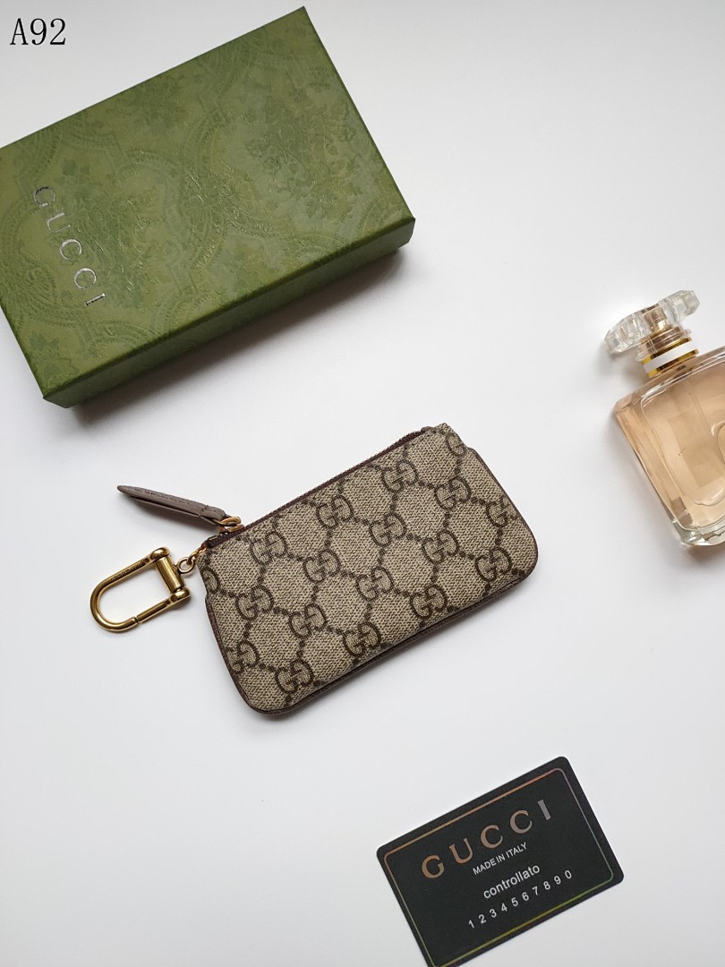 Gucc1 – GG Supreme Zip Pouch #156