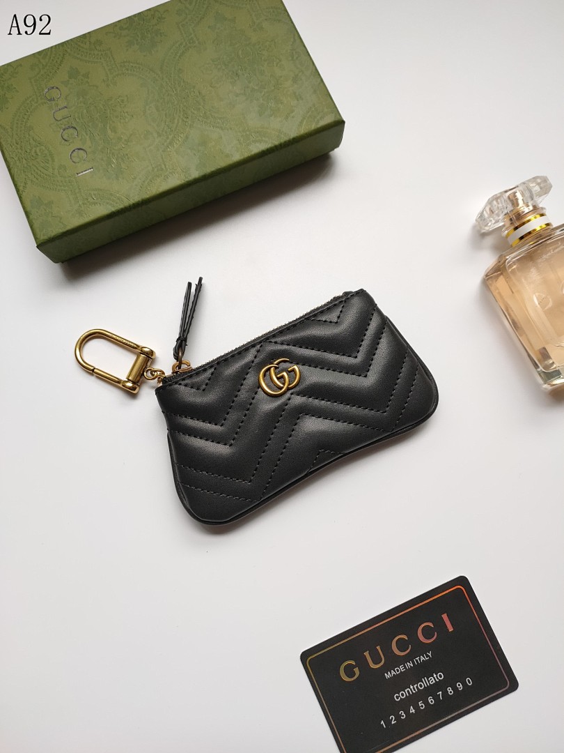 Gucc1 Marmont Wallet on Chain #155