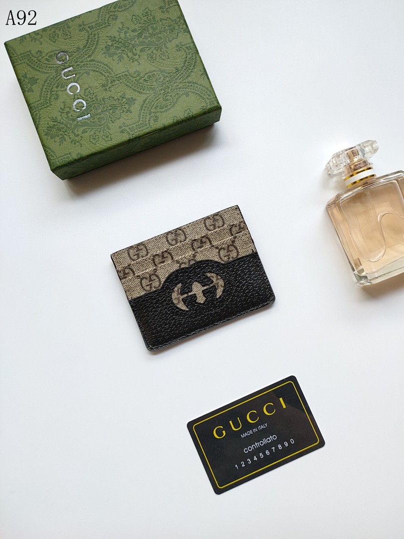 Gucc1 – GG Supreme Cardholder #150
