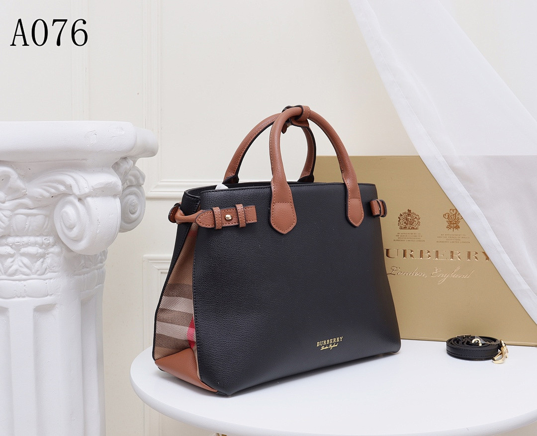 Burberyy + A076 + Small Check House Tote #93