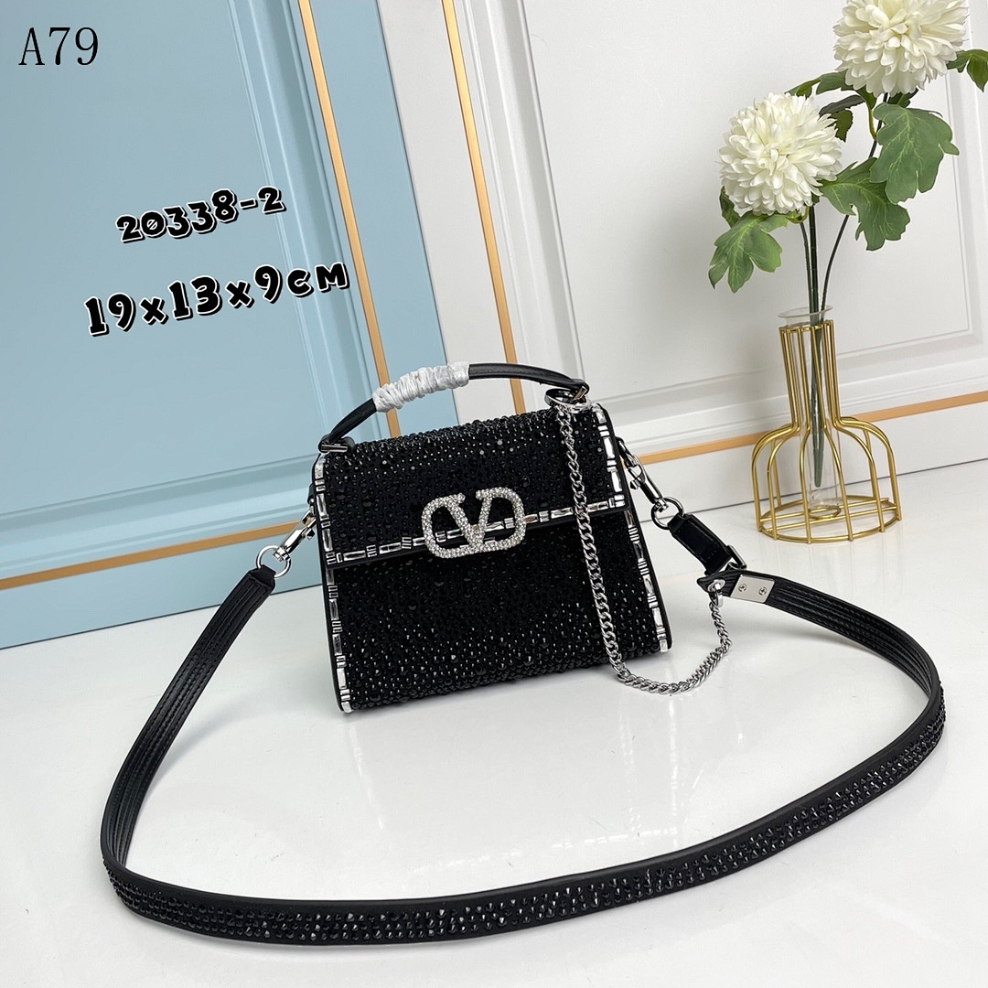 Valentiino Garavani Rockstud Spike Small Bag #401 1 Valentiino Garavani Rockstud Spike Small Bag #401
