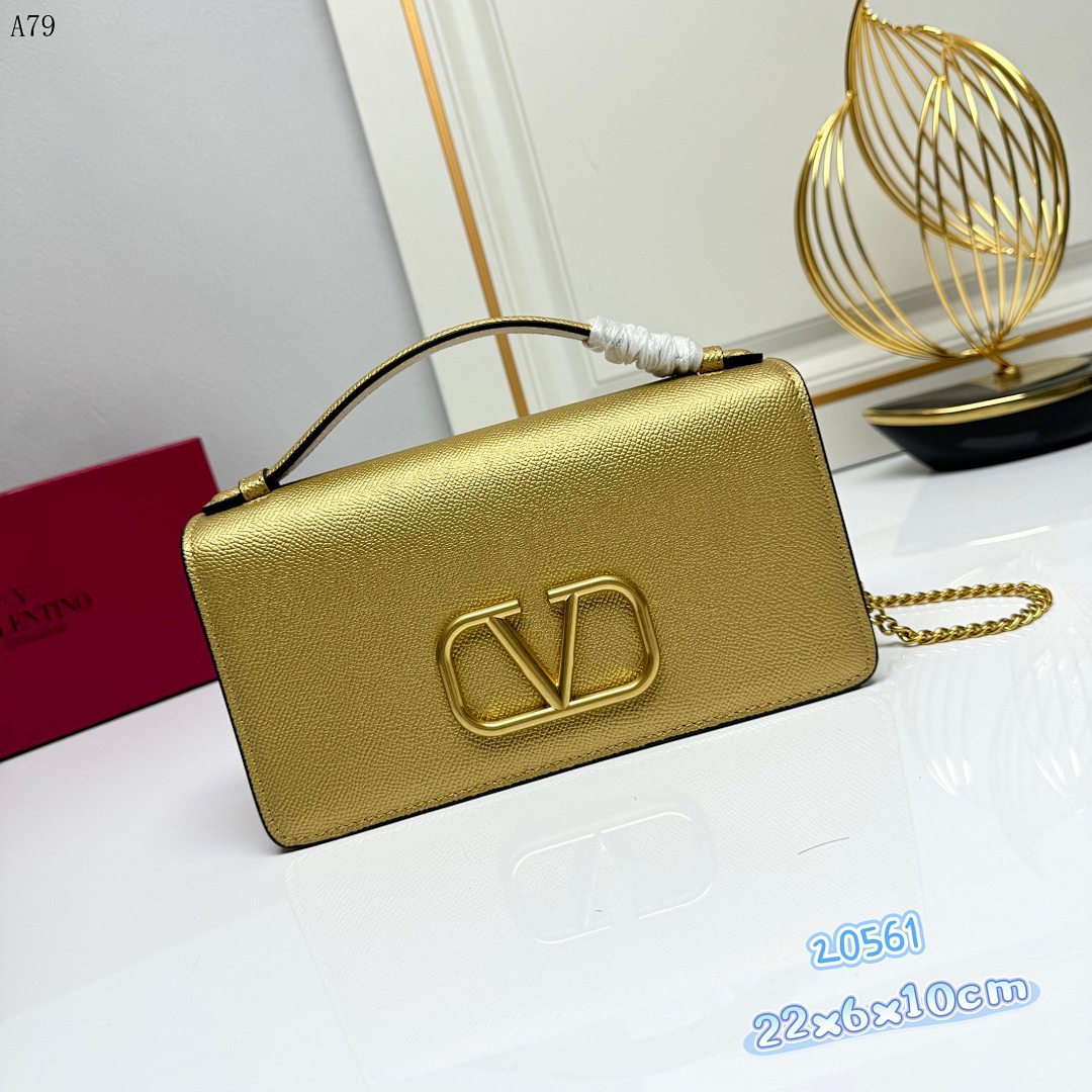 Valentiino Garavani VLogo Mini Bag #377