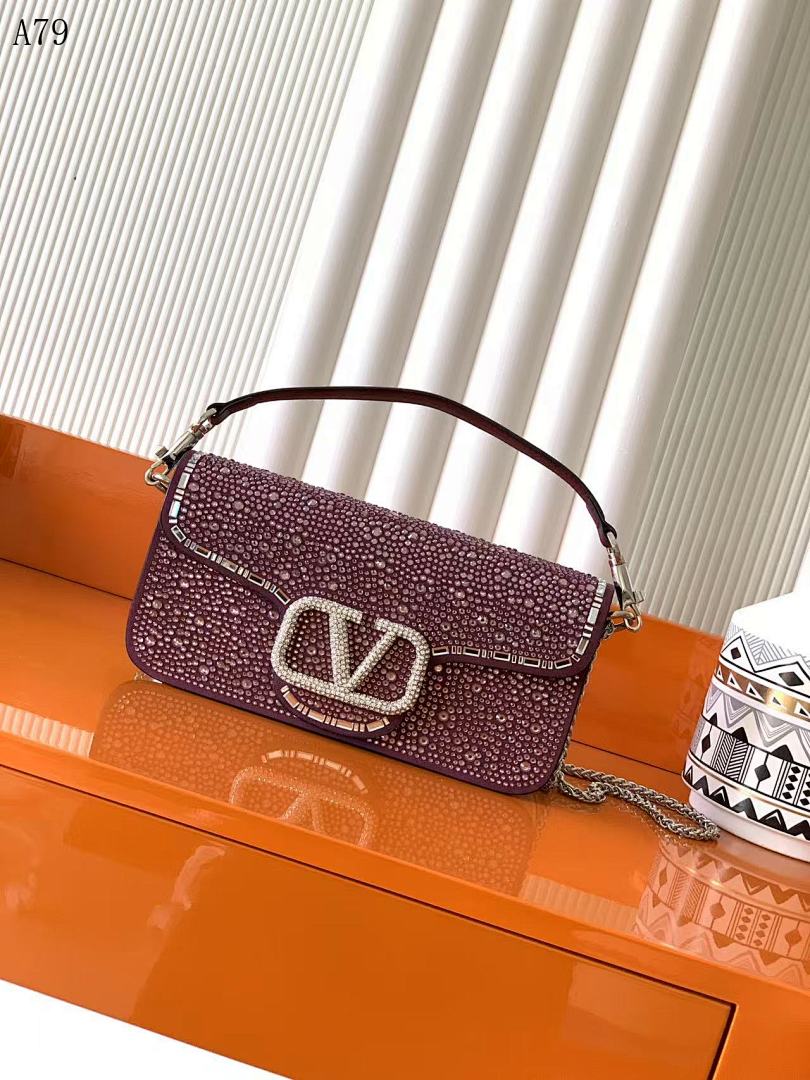 Valentiino Garavani Rockstud Lock Bag #354