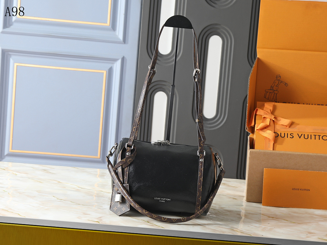 LVutton #A98 – Crossbody Bag #43