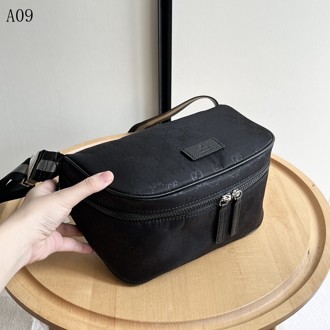 Gucc1 GG Supreme Web Crossbody Bag #312