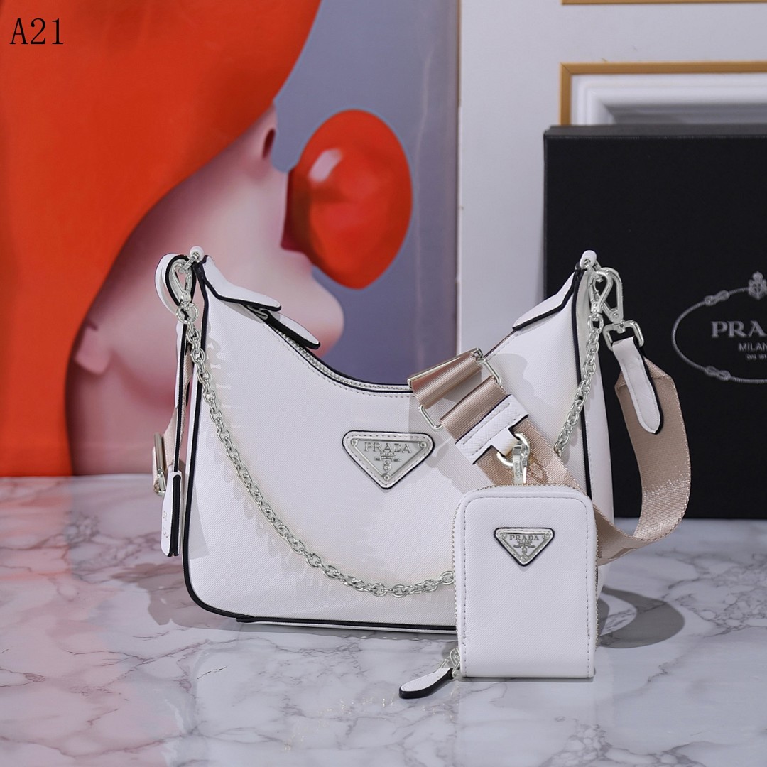 Pr4da Re-Edition 2005 Saffiano Leather Shoulder Bag #1578