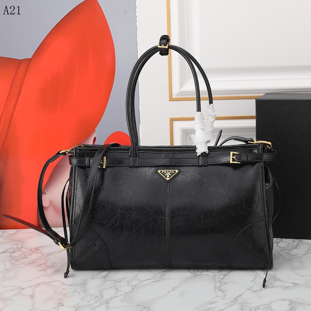 Pr4da + Model# A21 + Cuir Tote Bag #1937