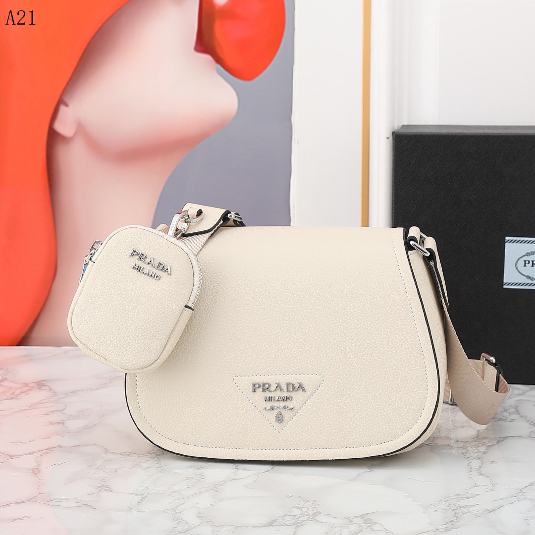 Pr4da + Model# A21 + Cahier Shoulder Bag #1552