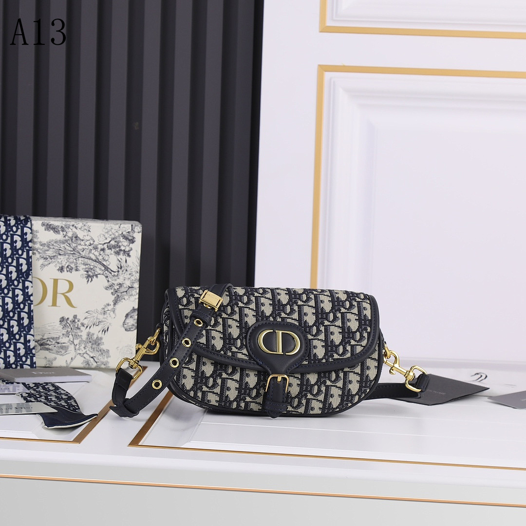Diiior - Saddle Bag #2224 1 Diiior – Saddle Bag #2224