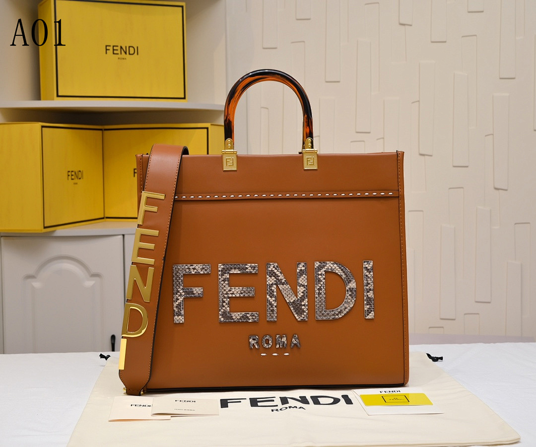 FENDI – Peekaboo Bag #2521