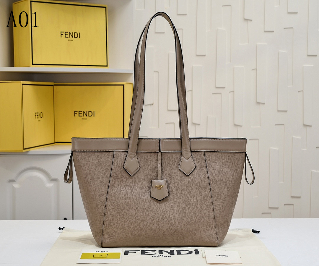 FENDII - Selleria Tote Bag #2311 1 FENDI – Selleria Tote Bag #2311