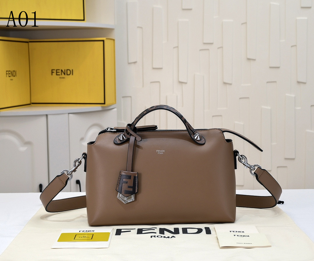 FENDI – Baguette Mini – Brown Leather Shoulder Bag #2339
