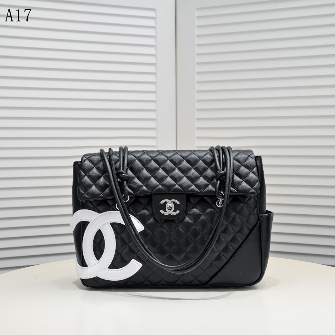 Chan3l Classic Quilted Flap Bag with CC Logo #2756