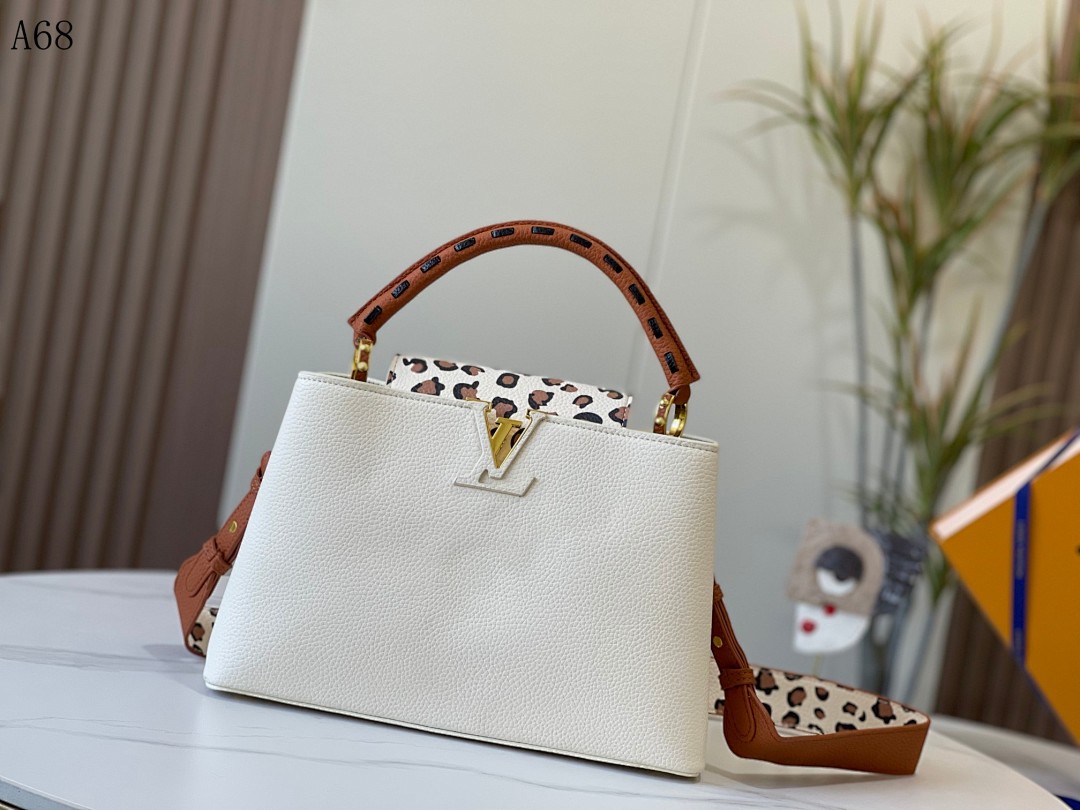 LVutton + A68 + Capucines MM Bag #3598