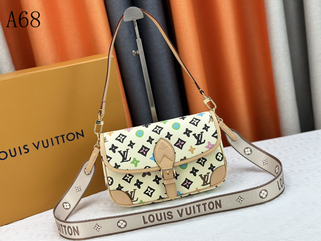 LVutton A68 Multicolor Monogram Pochette #4821