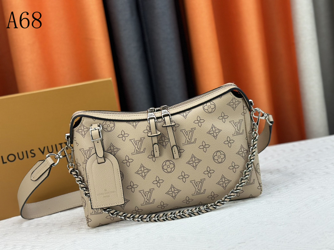 LVutton A68 Pochette #4710