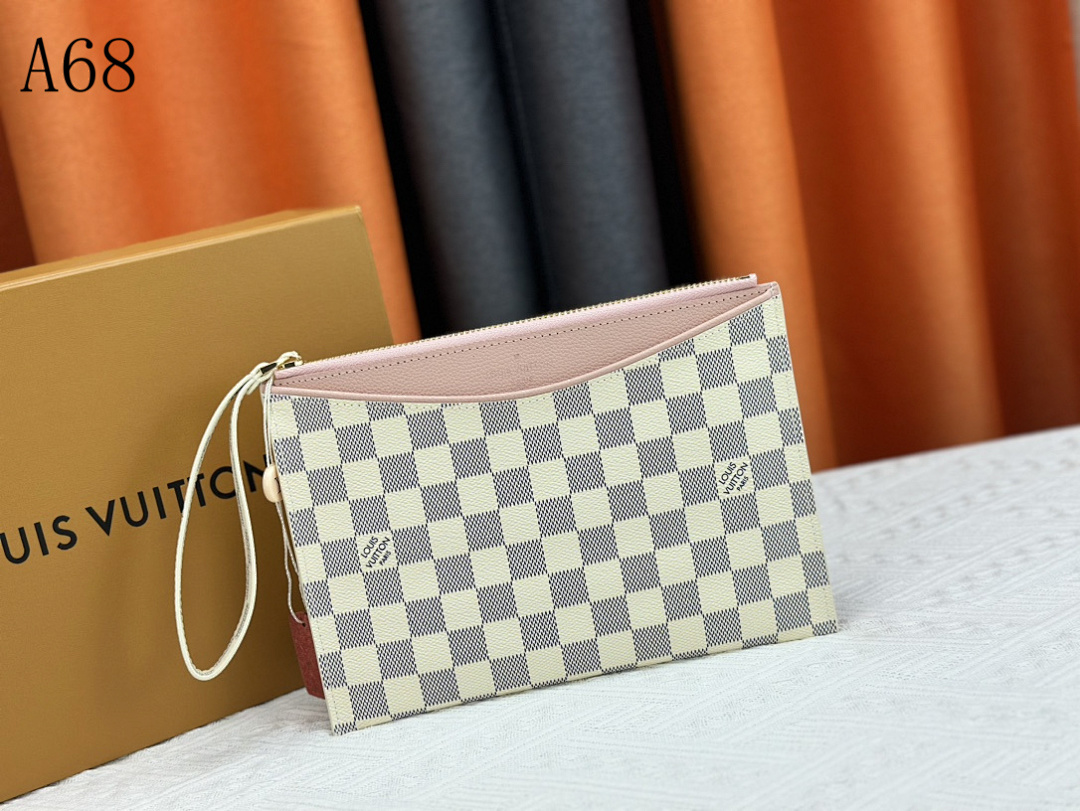 LVutton A68 Damier Azur Pochette #3777