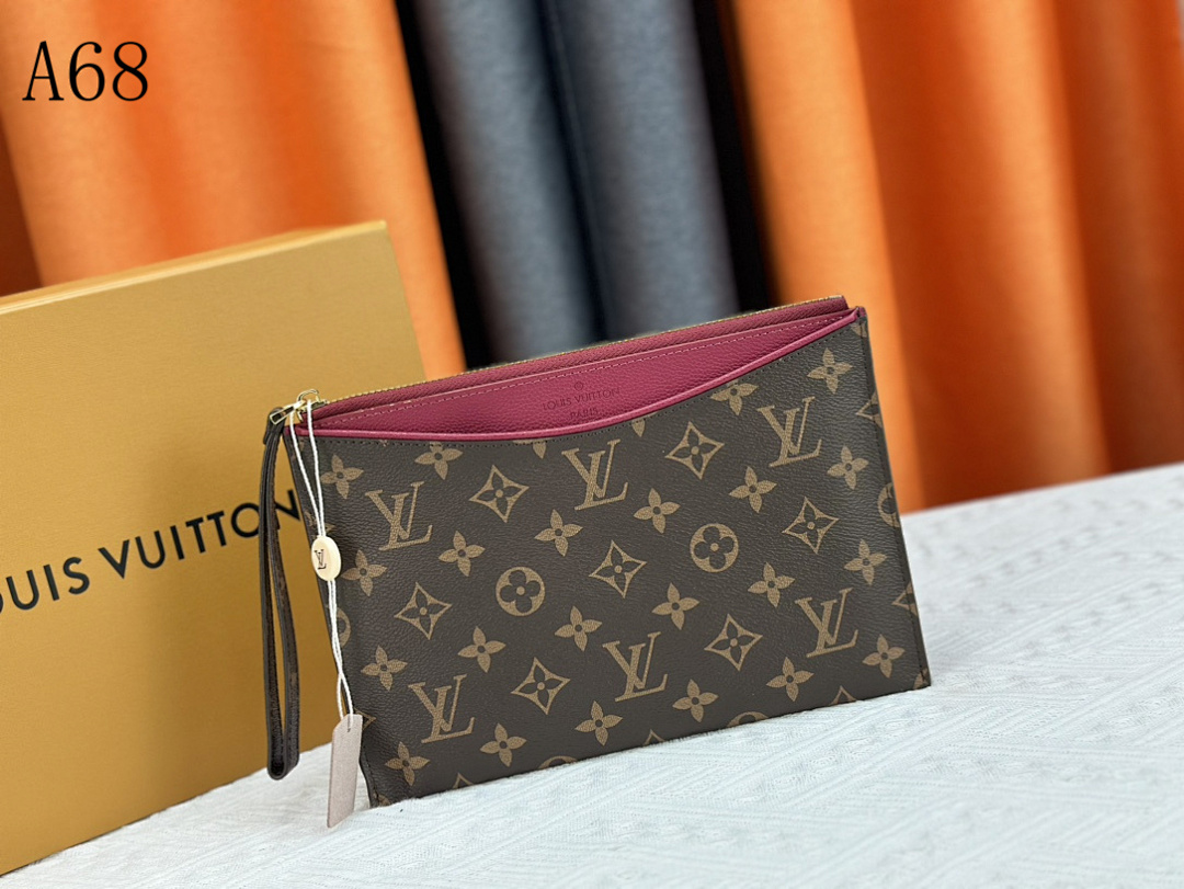 LVutton A68 Pochette #4467