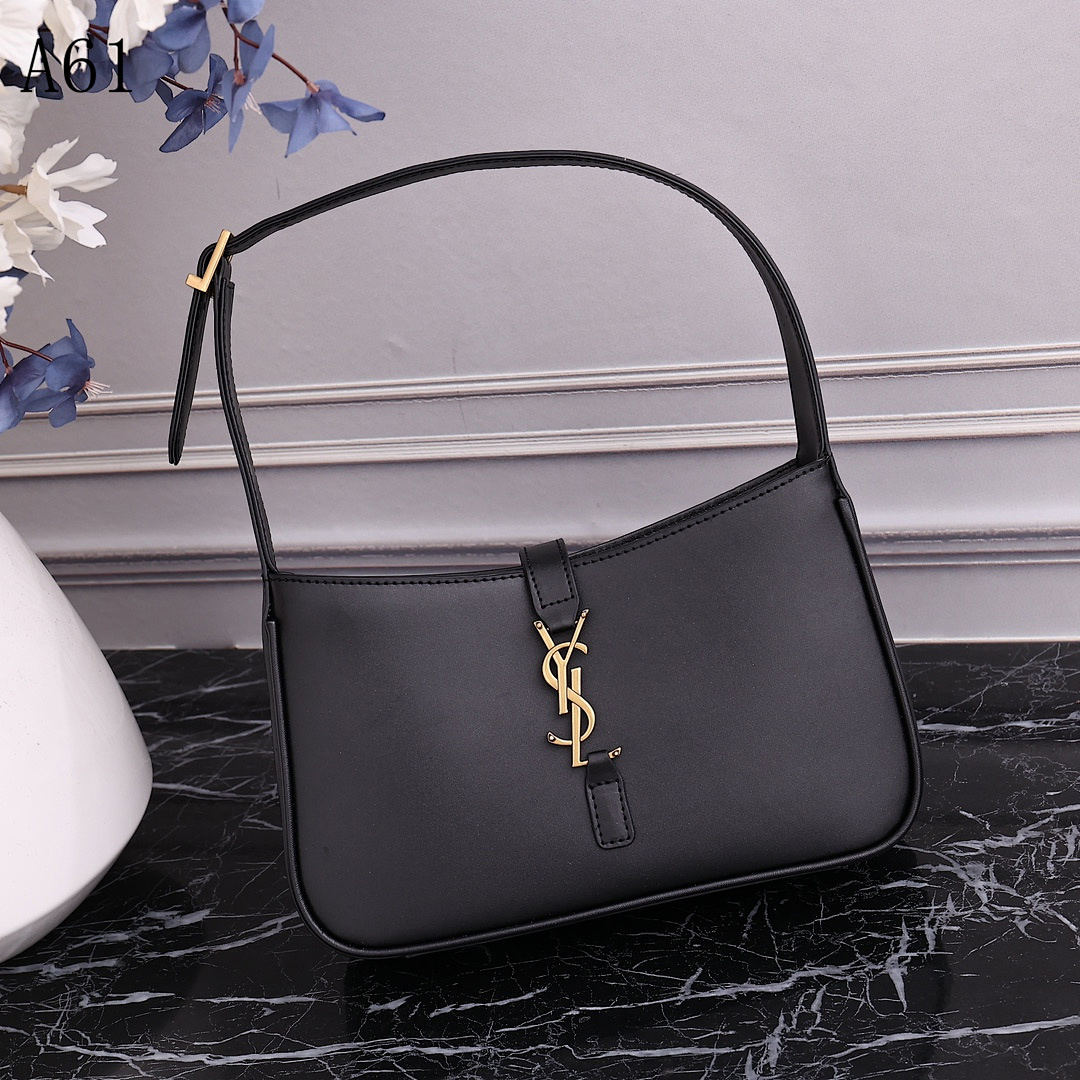 SntLaurent A61 – Monogramme Bag #5082