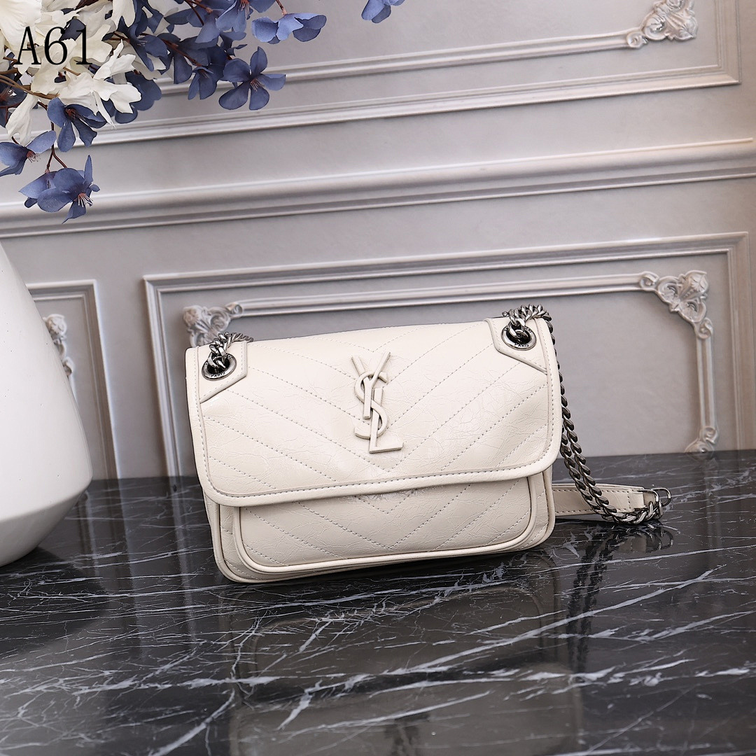 SntLaurent - A61 - Monogramme Bag #1067 1 SntLaurent – A61 – Monogramme Bag #1067