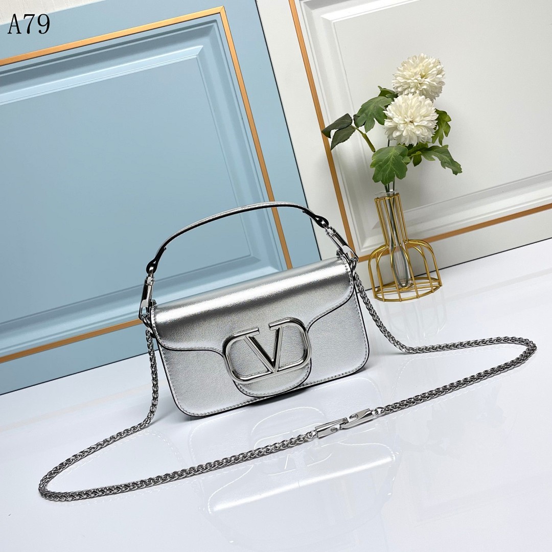 Valentiino + A79 + Rockstud Bag #5300