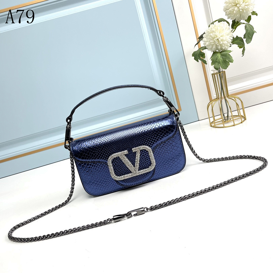 Valentiino + A79 + Rockstud Shoulder Bag #5355