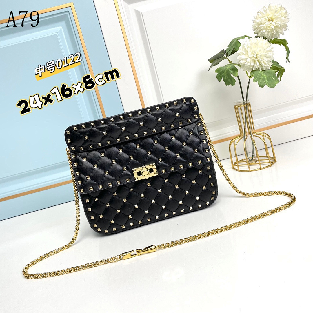 A79 + 0122 + Quilted Stud Shoulder Bag #5342