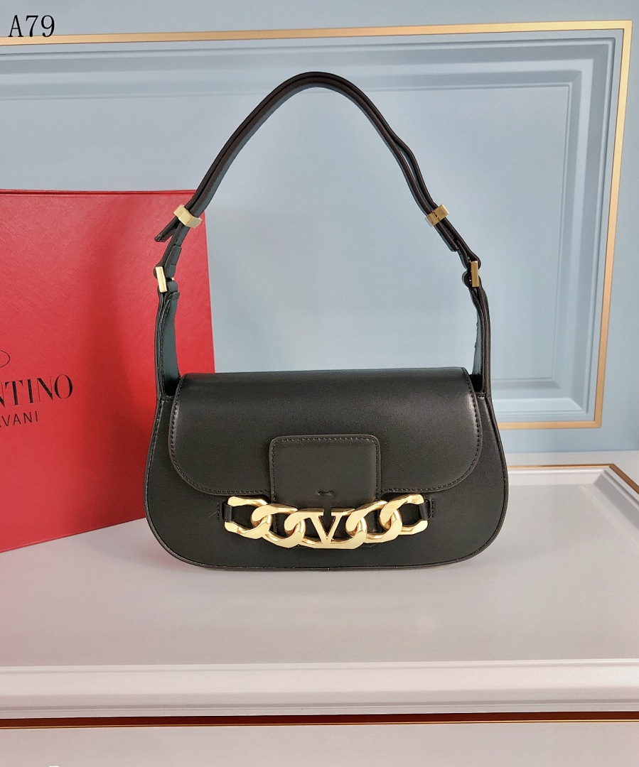 Valentiino + A79 + Rockstud Bag #5158
