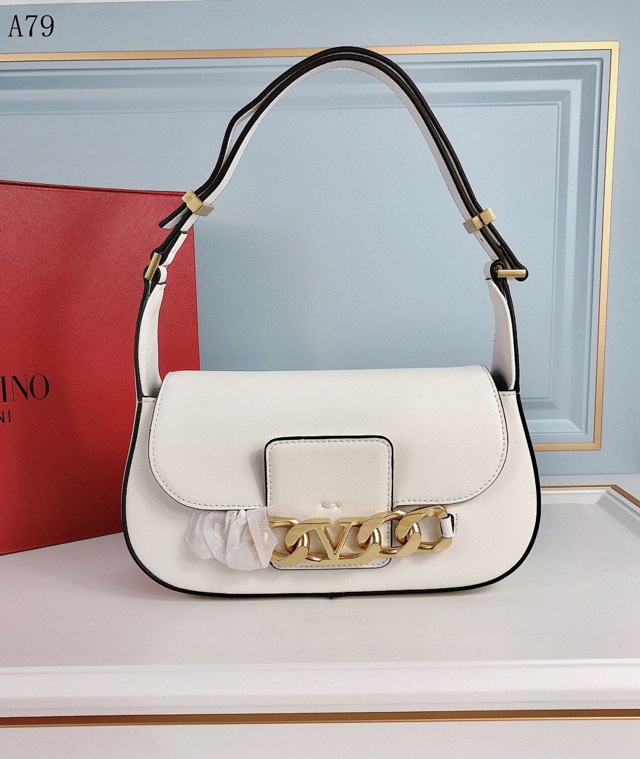 Valentiino + A79 + Rockstud Shoulder Bag #5327