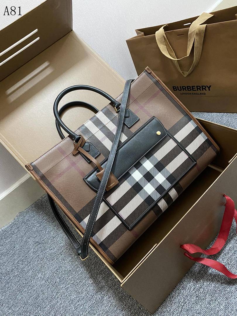 Burberyy + Check House Tote #1513