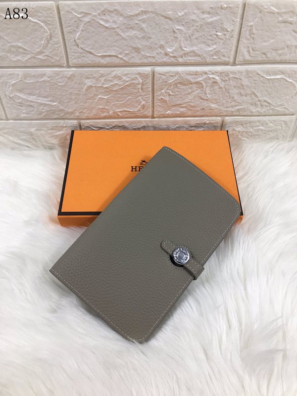 Hermès – Constance Wallet #3130