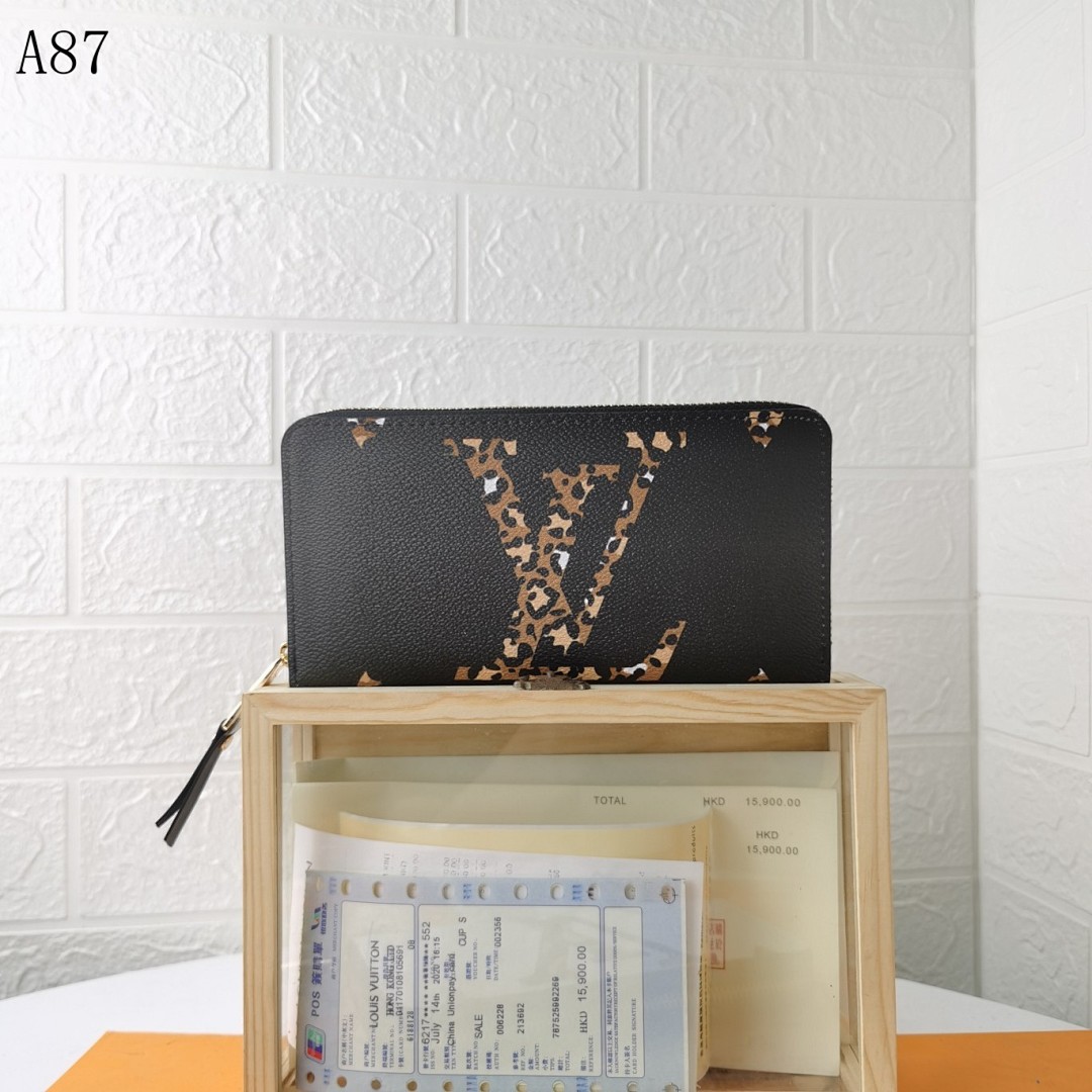 LVutton x Supreme Monogram Leopard Zippy Wallet #896