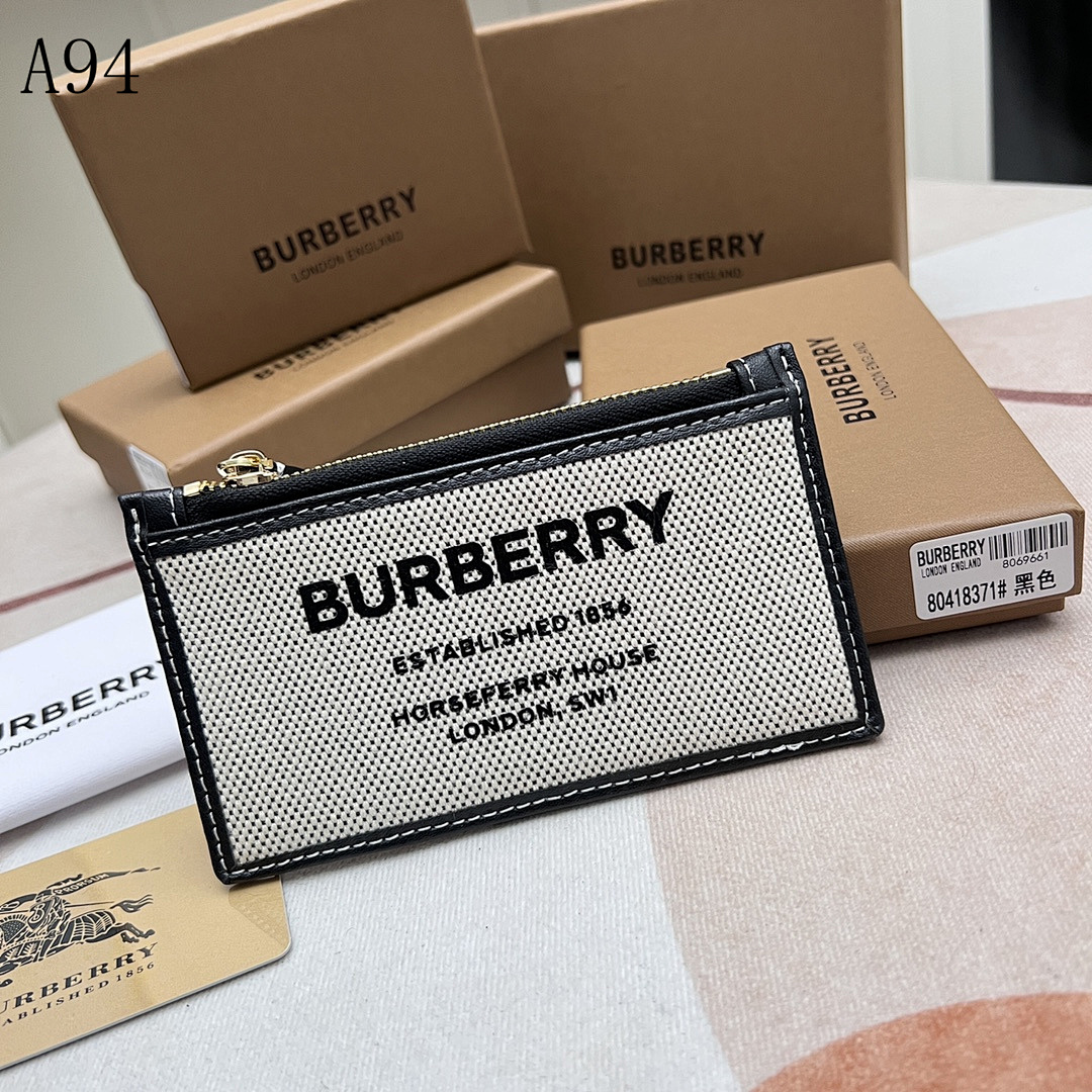 Burberyy Horseferry Print Card Case #3201