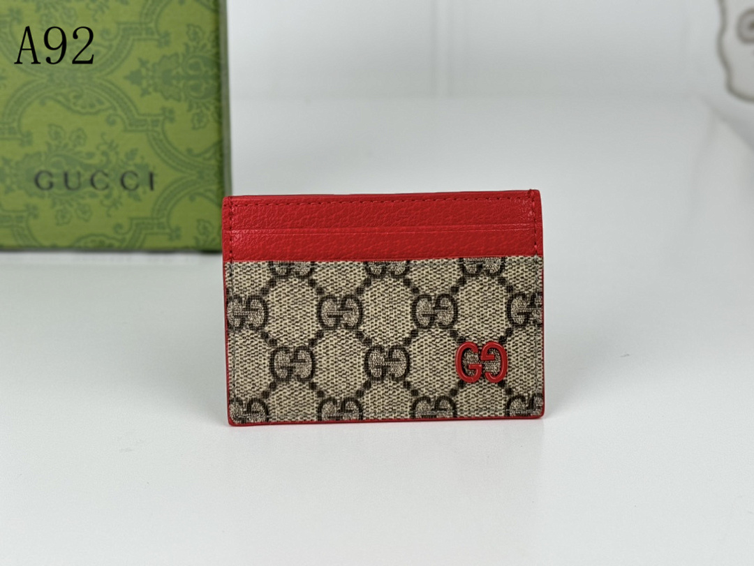 Gucc1 GG Supreme Card Holder #812