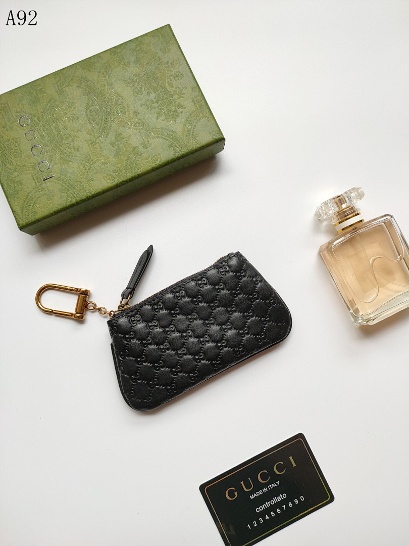 Gucc1 – A92 – Quilted Leather Key Pouch #795