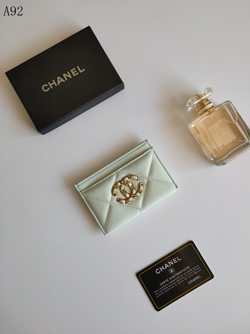 Chan3l Classic Card Holder #3370