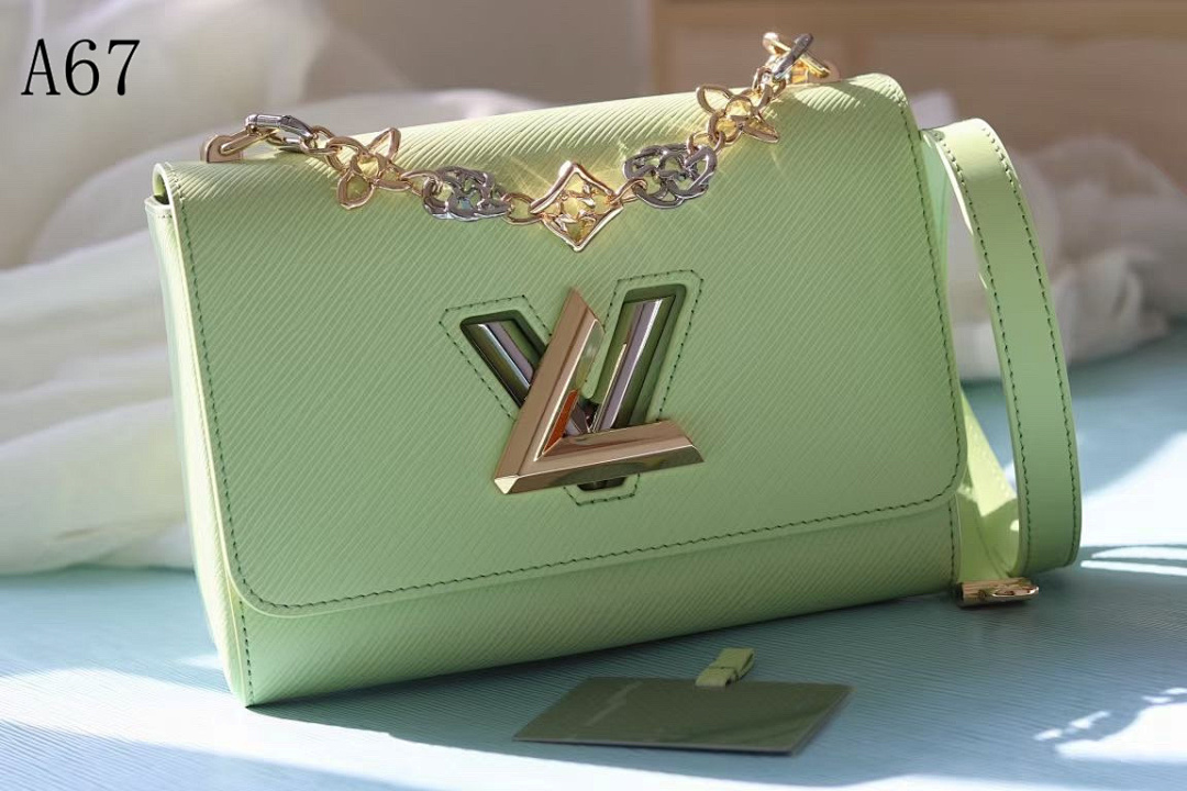 LVutton A67 Twist Bag #4680