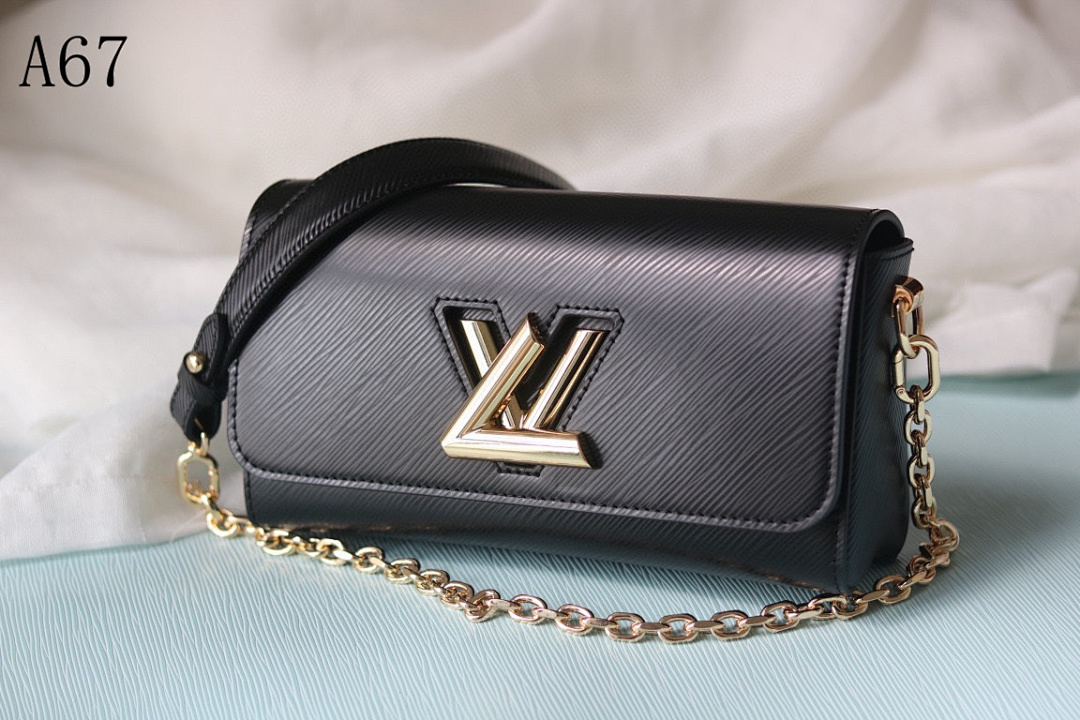LVutton A67 Twist Bag #4404 1 LVutton A67 Twist Bag #4404