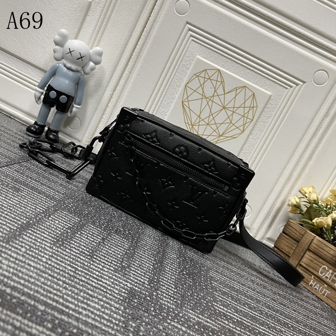 LVutton + A69 + Twist Bag #4063