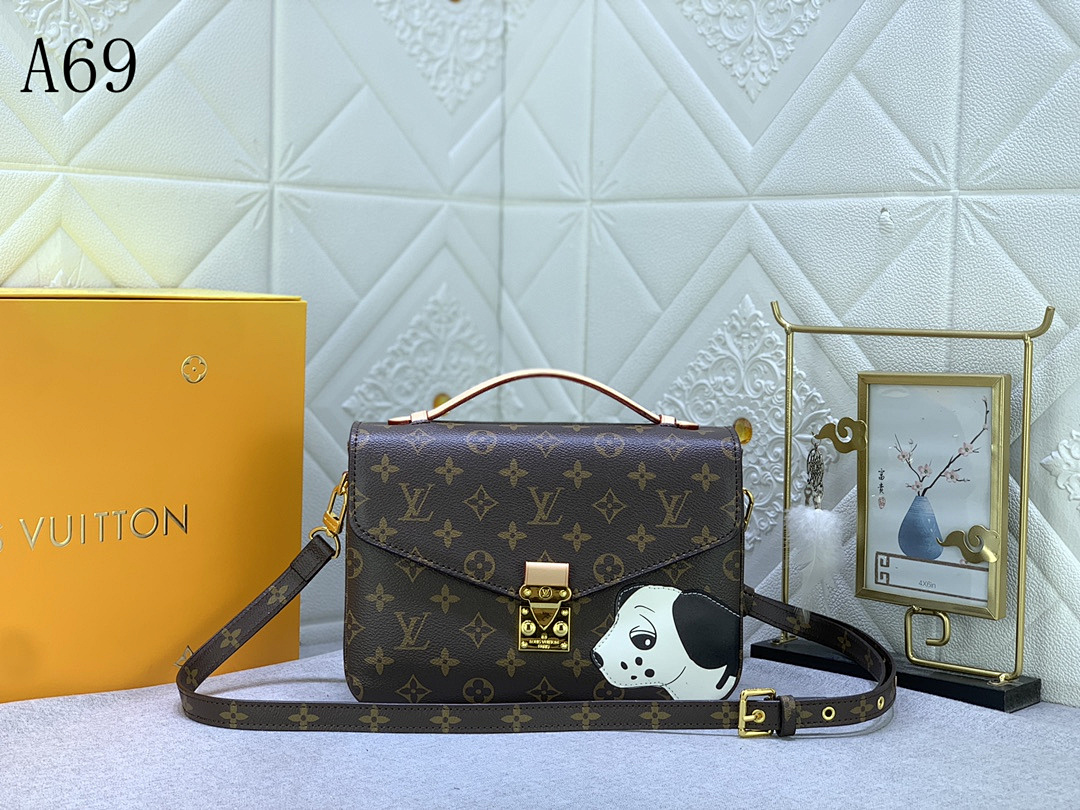 LVutton A69 Pochette Metis #4835