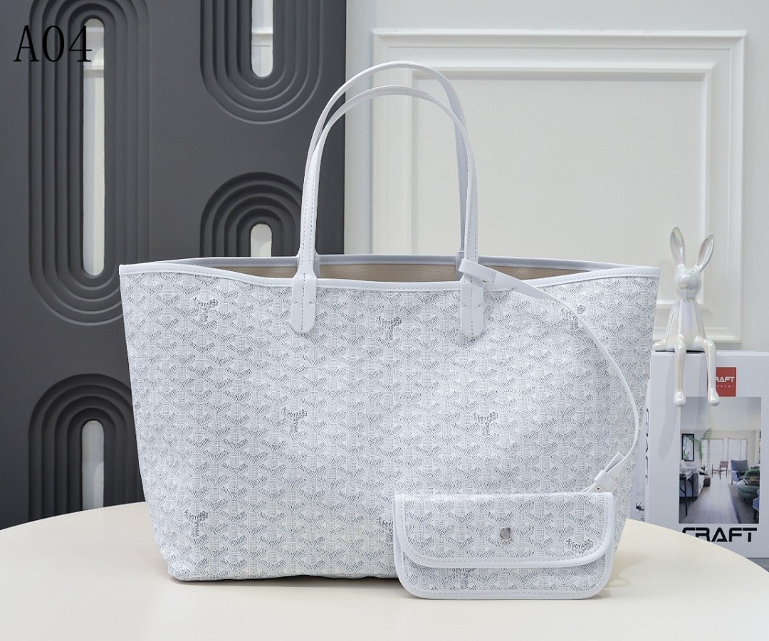 A04 + Signature Tote Bag #6033