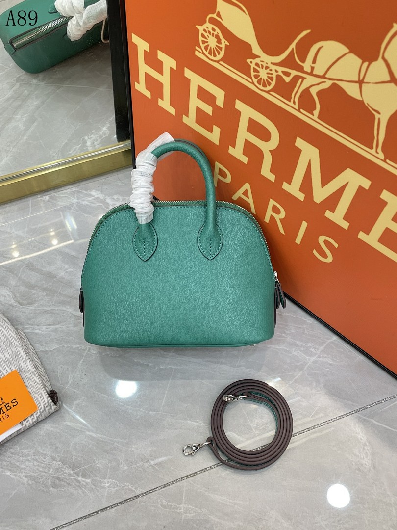Hermès Model# A89 Bolide Bag #5854 1 Hermès Model# A89 Bolide Bag #5854