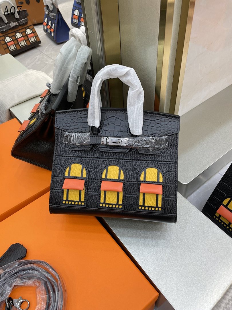 Hermès + Birkin 25 + House Window Design #5711