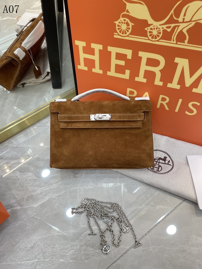 Hermès - Kelly 25 - Suede Bag #5627