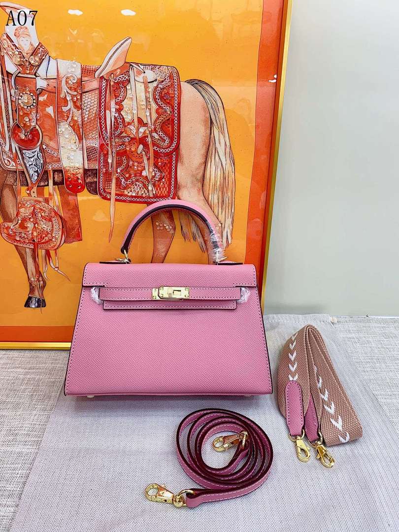 Hermès + Kelly 20 + Pink Togo Leather Bag #5595