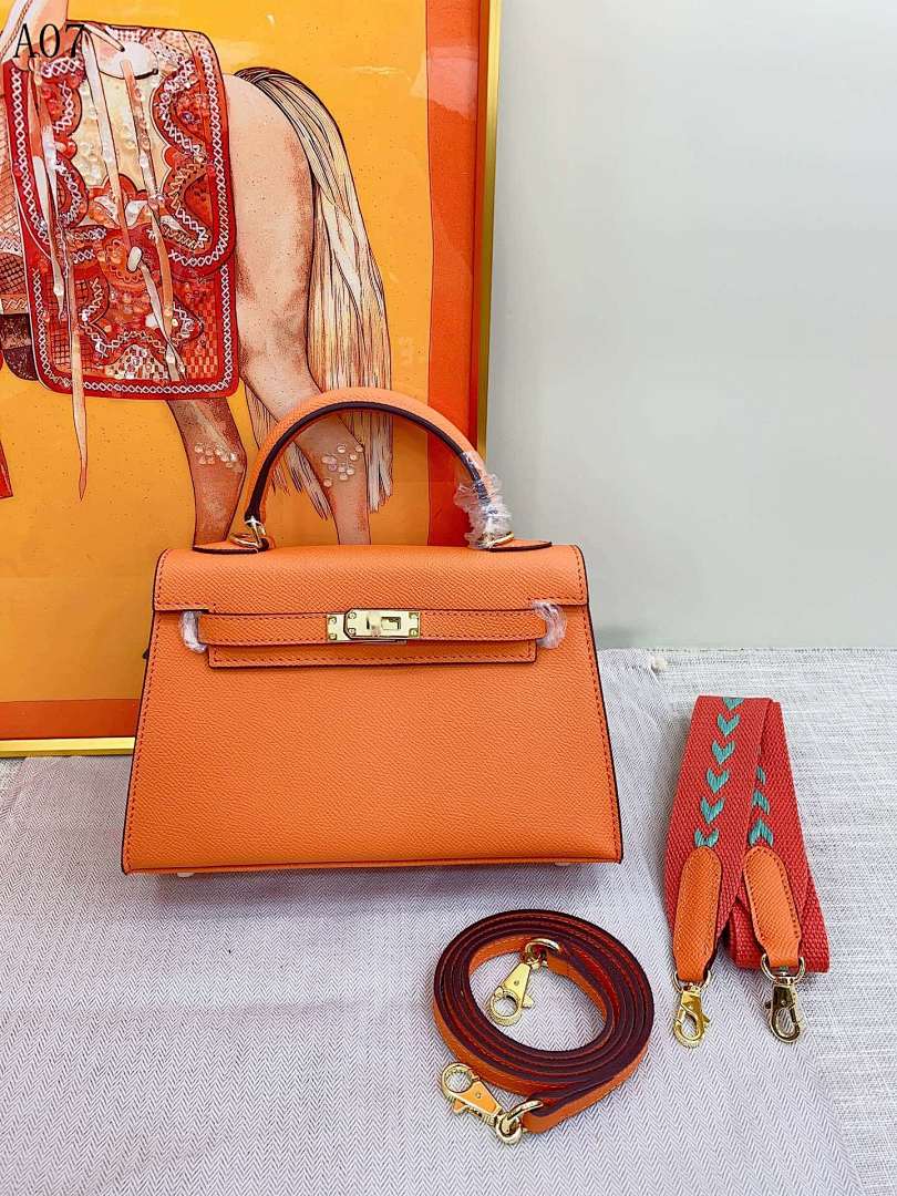 Hermès + Kelly 25 + Orange Togo Leather #5835