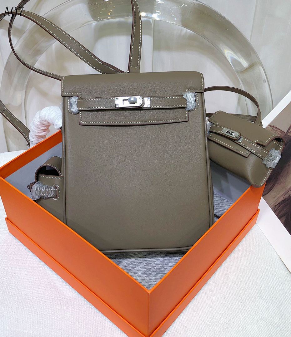 Hermès + Kelly 25 + Bag #5667