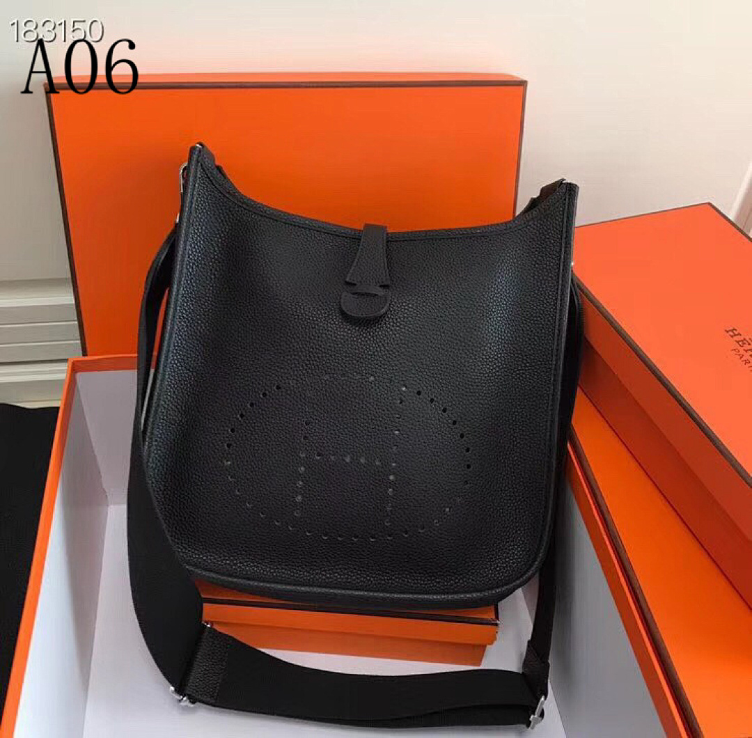 Hermès + 183150 + A06 Evelyne Bag #5637