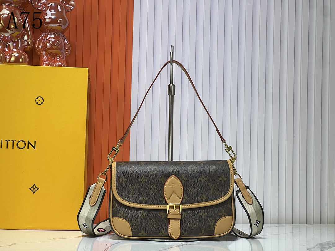 LVutton + A75 + Crossbody Bag #3972